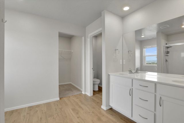 20766 E Valley Vista Dr, Liberty Lake, WA 99019