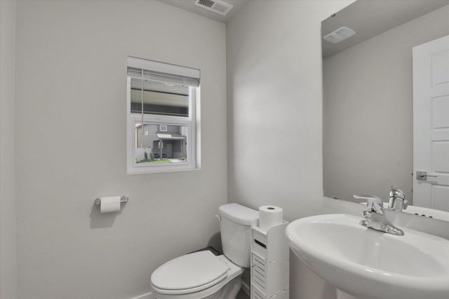 20766 E Valley Vista Dr, Liberty Lake, WA 99019