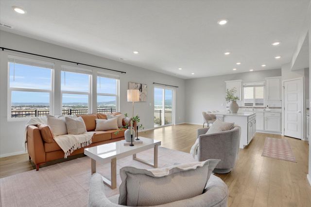 20766 E Valley Vista Dr, Liberty Lake, WA 99019