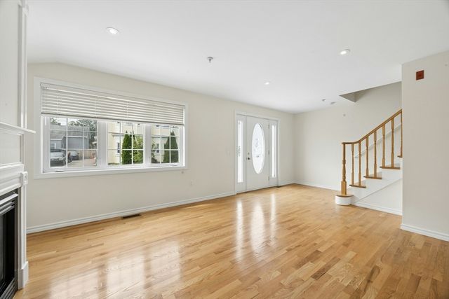 40 Myrtle Street 3, Waltham, MA 02453