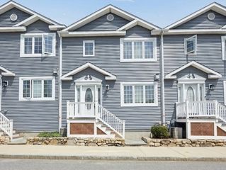40 Myrtle Street 3, Waltham, MA 02453