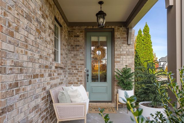 924 Hornsby Dr, Franklin, TN 37064