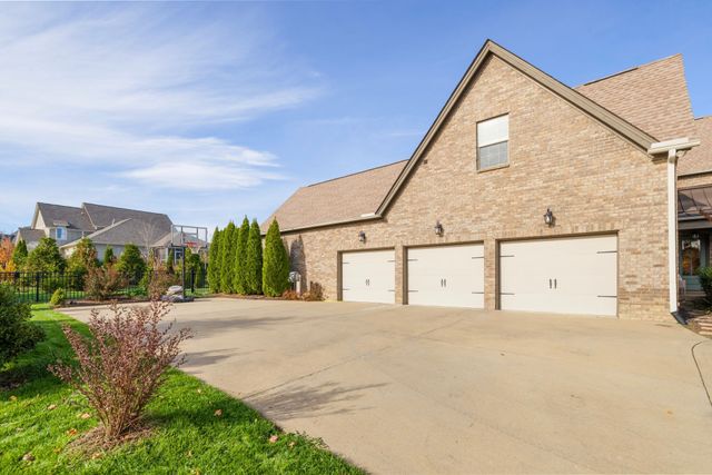 924 Hornsby Dr, Franklin, TN 37064