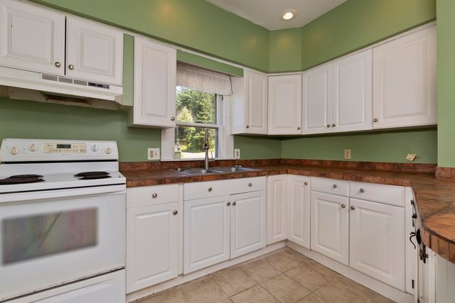 207 River Road, Lyme, NH 03768