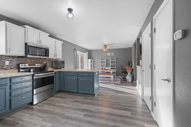 2616 MARATHON AVENUE, Neenah, WI 54956