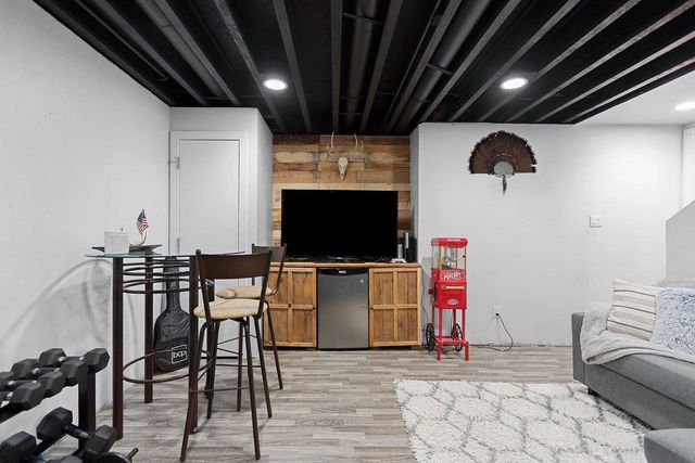 2616 MARATHON AVENUE, Neenah, WI 54956