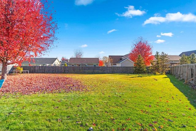 2616 MARATHON AVENUE, Neenah, WI 54956