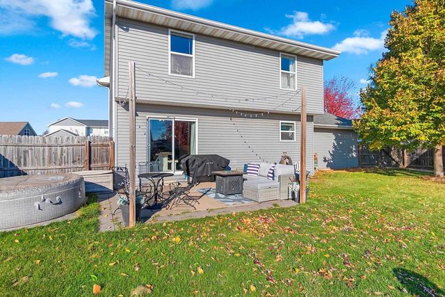 2616 MARATHON AVENUE, Neenah, WI 54956