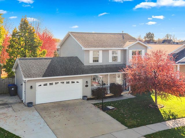 2616 MARATHON AVENUE, Neenah, WI 54956