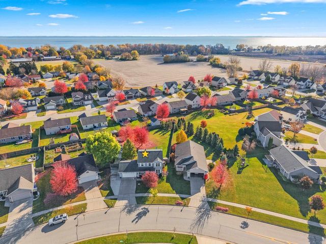 2616 MARATHON AVENUE, Neenah, WI 54956