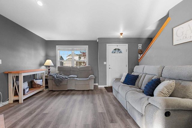 2616 MARATHON AVENUE, Neenah, WI 54956