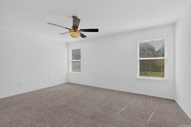5306 Lisa Pt, St Hedwig, TX 78152