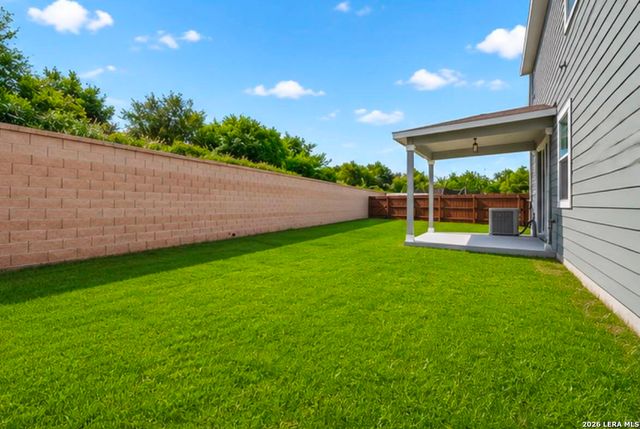 5306 Lisa Pt, St Hedwig, TX 78152