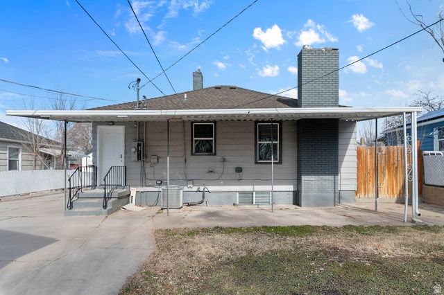 230 S LAKEVIEW DR, Clearfield, UT 84015