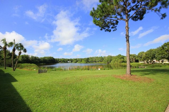 22640 WATERSEDGE BOULEVARD 64, Land O Lakes, FL 34639