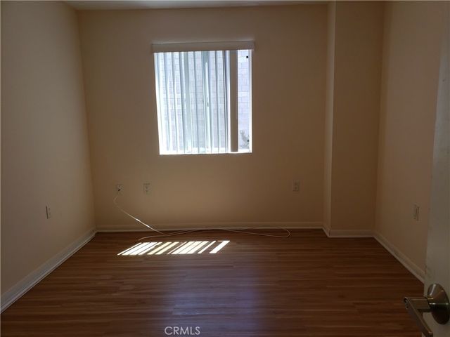 14537 Archwood Street 302, Van Nuys, CA 91405