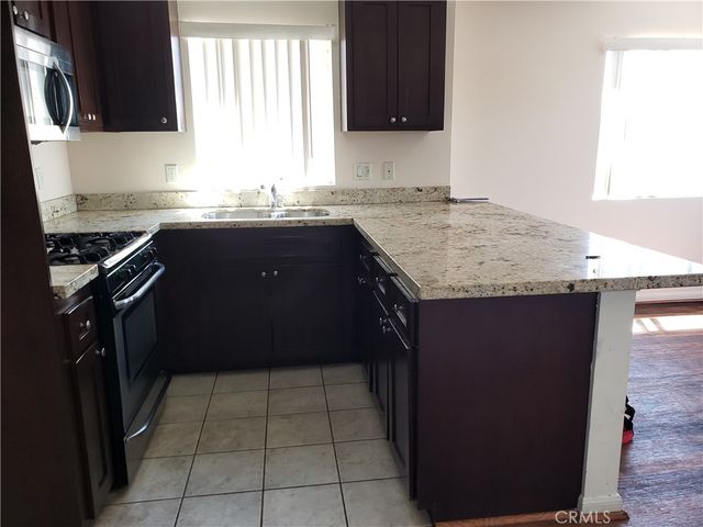 14537 Archwood Street 302, Van Nuys, CA 91405