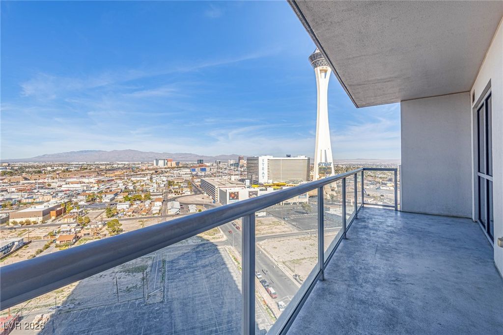 Image 14 of property listing at 200 West Sahara Avenue 1909, Las Vegas, NV 89102