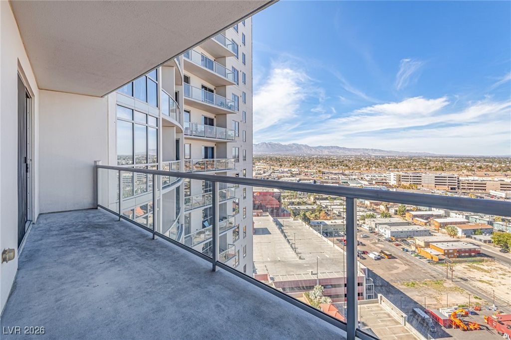 Image 17 of property listing at 200 West Sahara Avenue 1909, Las Vegas, NV 89102