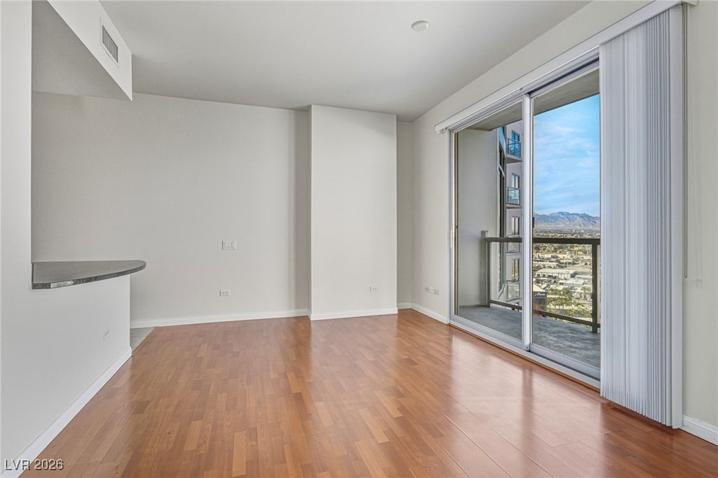 Image 5 of property listing at 200 West Sahara Avenue 1909, Las Vegas, NV 89102