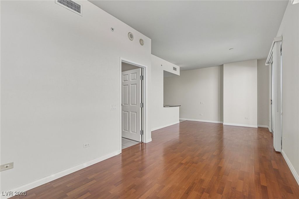 Image 7 of property listing at 200 West Sahara Avenue 1909, Las Vegas, NV 89102