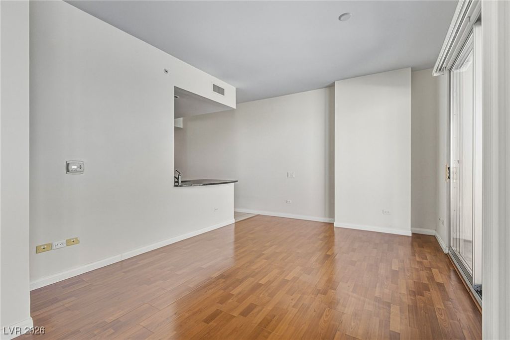 Image 8 of property listing at 200 West Sahara Avenue 1909, Las Vegas, NV 89102