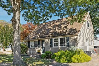 90 ESTATES RD, Pine Hill, NJ 08021