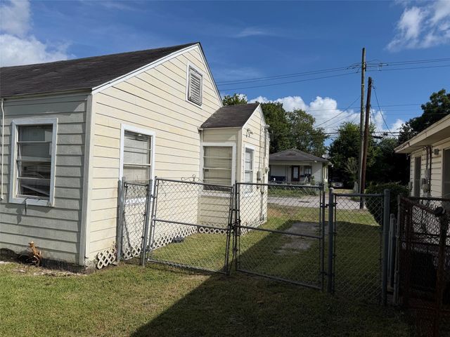 4514 Providence Street, Houston, TX 77020