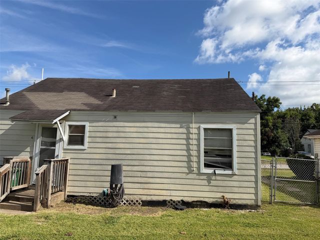 4514 Providence Street, Houston, TX 77020