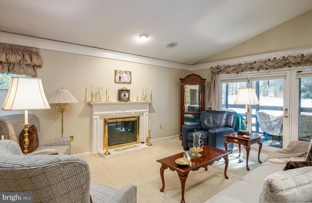 1979 MEADOW LN, Wyomissing, PA 19610