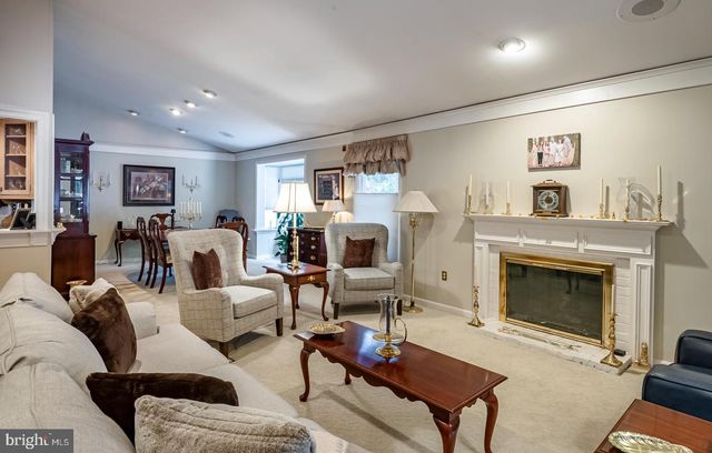 1979 MEADOW LN, Wyomissing, PA 19610