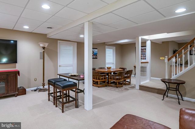 1979 MEADOW LN, Wyomissing, PA 19610