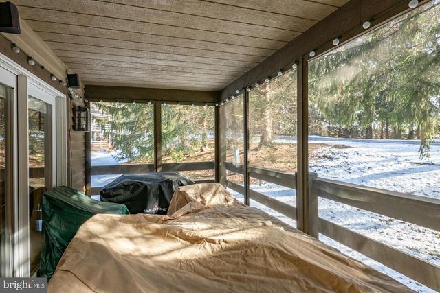 1979 MEADOW LN, Wyomissing, PA 19610