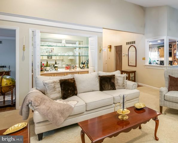 1979 MEADOW LN, Wyomissing, PA 19610