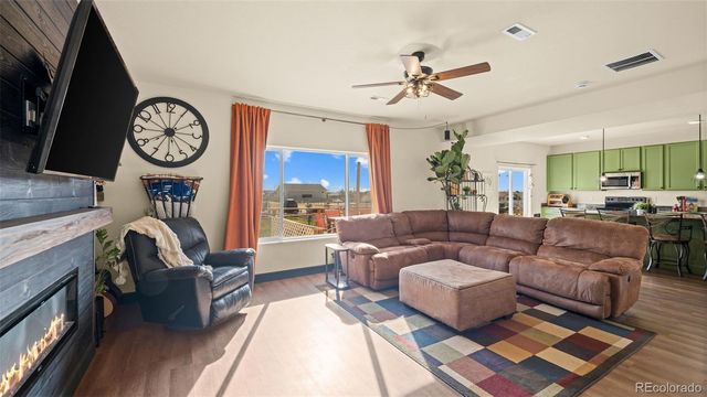 1072 S Avenida Del Oro, Pueblo, CO 81007