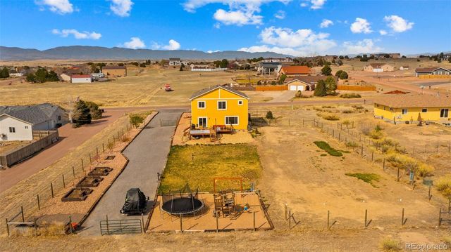 1072 S Avenida Del Oro, Pueblo, CO 81007