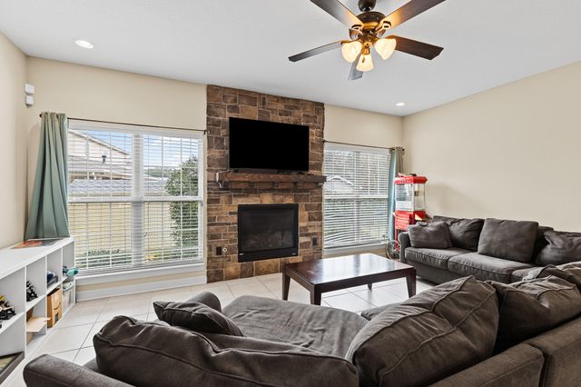 526 Cove Drive, Fort Walton Beach, FL 32547