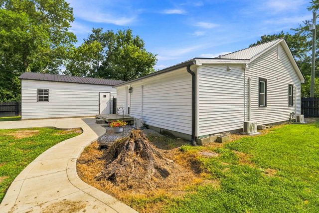 110 Mount Salem Road, Hustonville, KY 40437