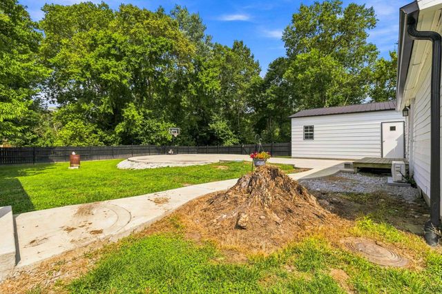 110 Mount Salem Road, Hustonville, KY 40437