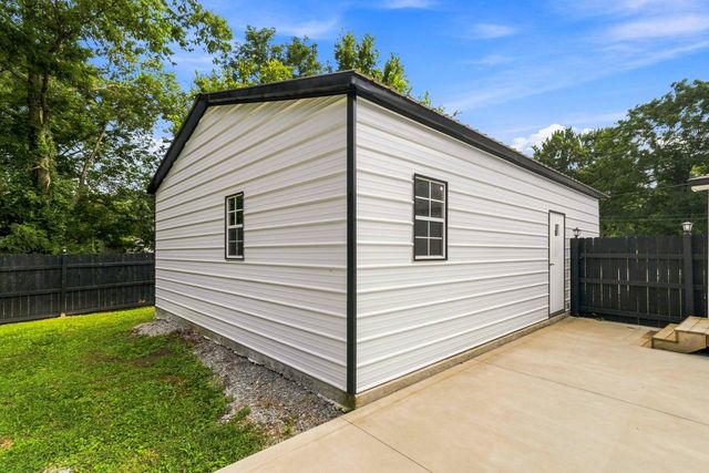 110 Mount Salem Road, Hustonville, KY 40437