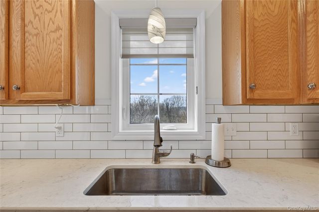 136 N River Drive, Beacon, NY 12508