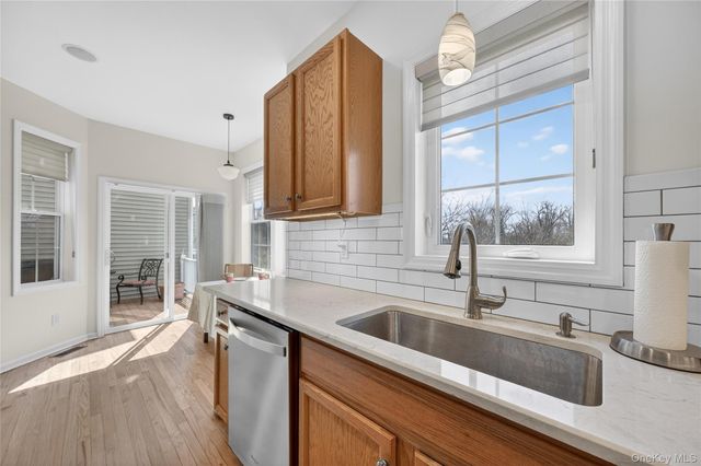 136 N River Drive, Beacon, NY 12508