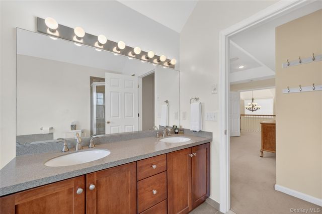 136 N River Drive, Beacon, NY 12508