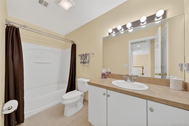 136 N River Drive, Beacon, NY 12508
