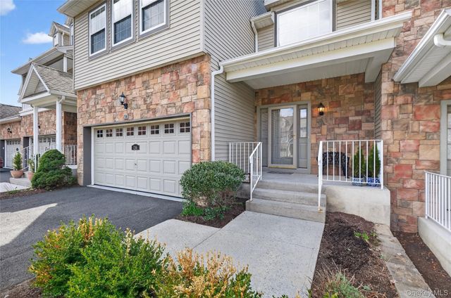 136 N River Drive, Beacon, NY 12508