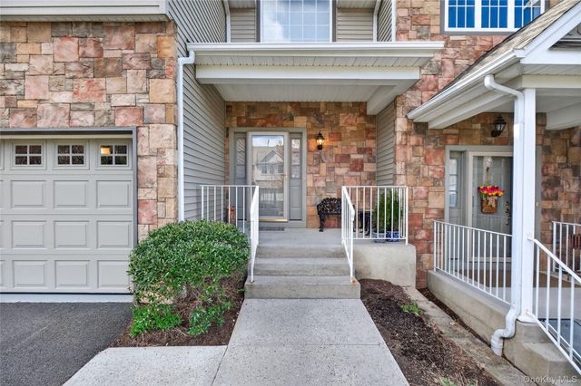 136 N River Drive, Beacon, NY 12508