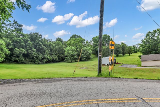 1725 Williamson Rd, Goodlettsville, TN 37072
