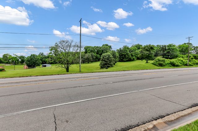 1725 Williamson Rd, Goodlettsville, TN 37072
