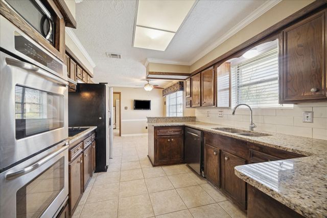 1747 Hilton Head Drive, Missouri City, TX 77459