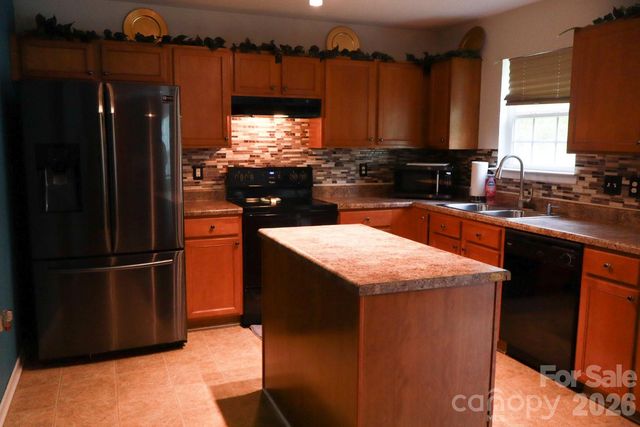4410 Austin Dekota Drive, Charlotte, NC 28269